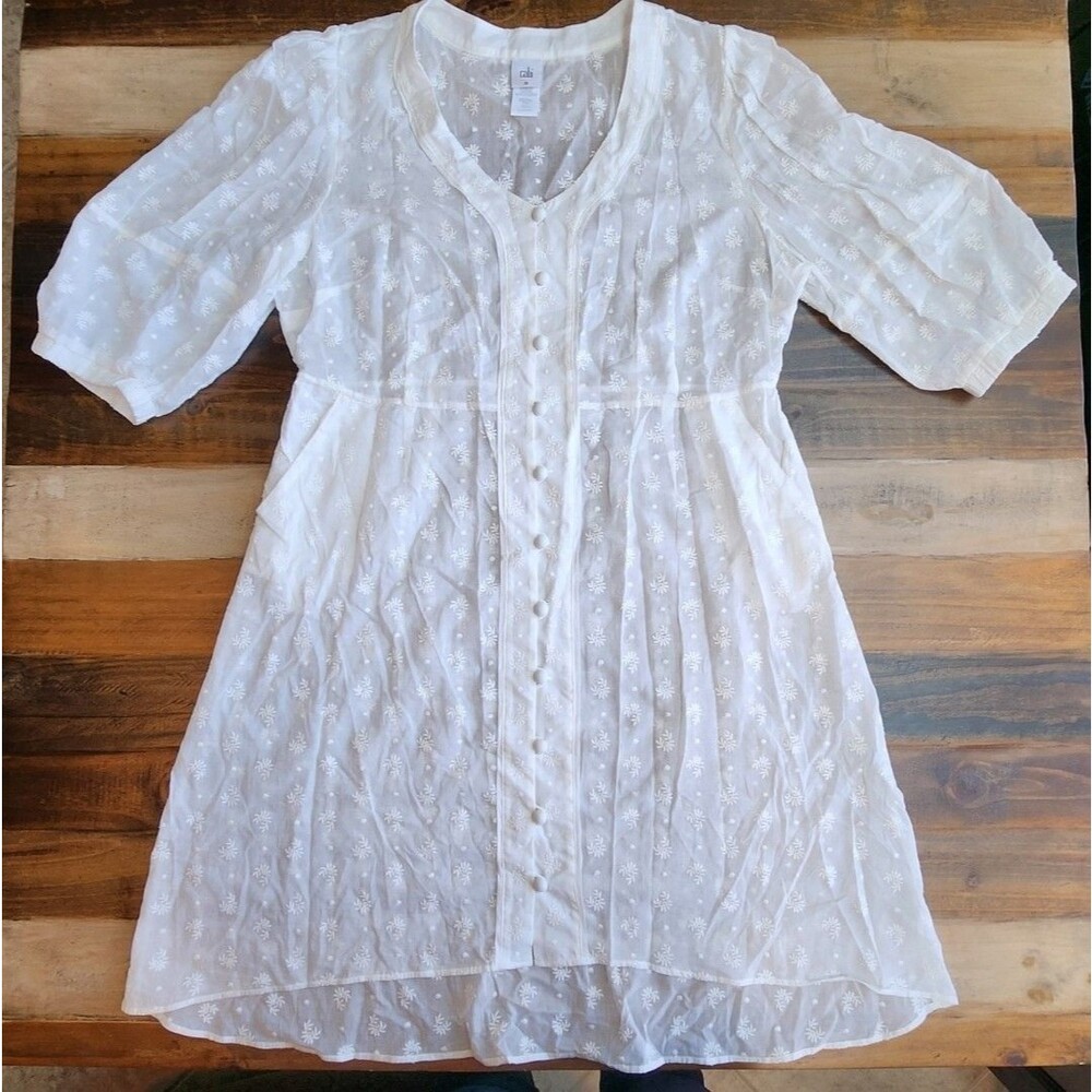 Cabi Midsummer Dress Womens Size 16 White Embroidered Classic The Dreamer (626) - Picture 3 of 14